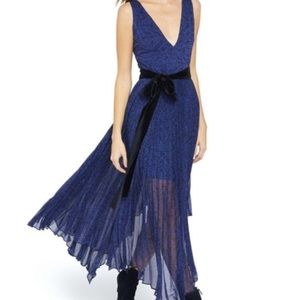 Alice + Olivia Asymmetrical Dress; Size 2; Straps have been shortened